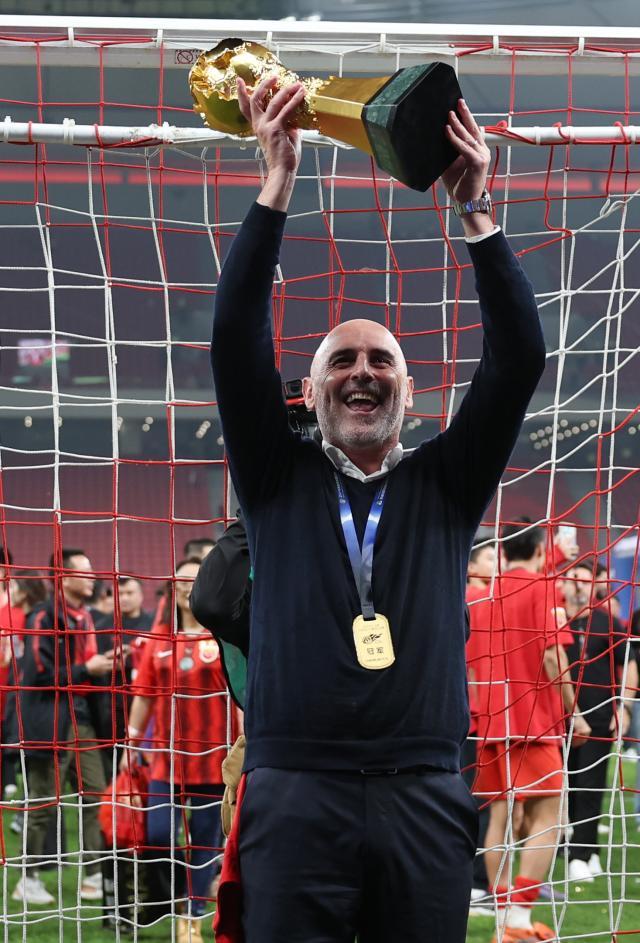 全程赛事-苏超豪门欲挖穆斯卡特？好友：他不会离开上海海港