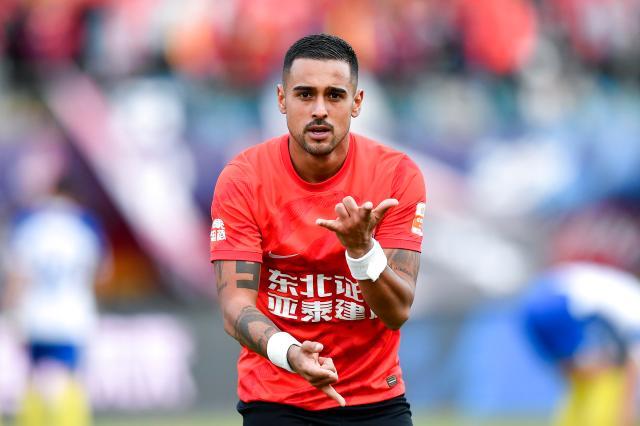 注册奖励-【中超】谭龙助攻莱昂纳多破门 亚泰客场1比0胜南通